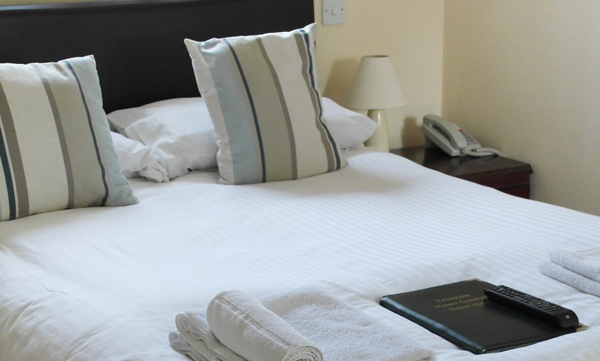 Knowle (Dog Friendly)